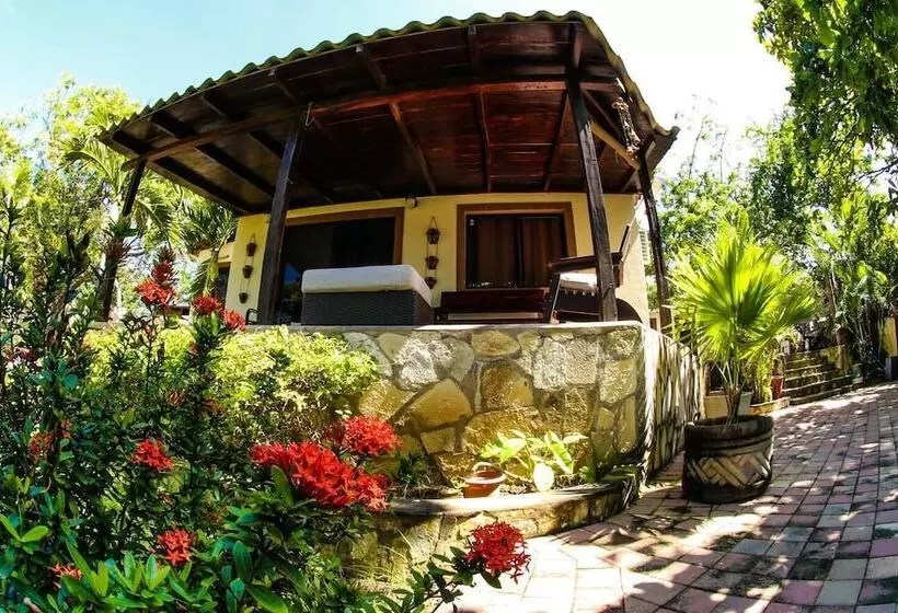 Odoya Beach Hostel