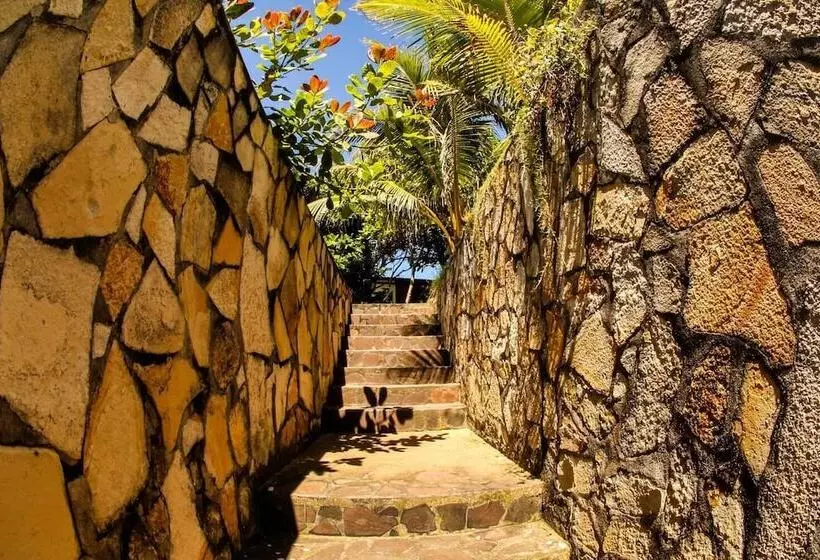 Odoya Beach Hostel