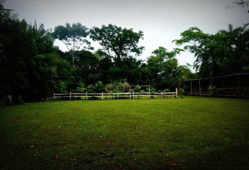 پانسیون Villa Hermosa De Tambopata