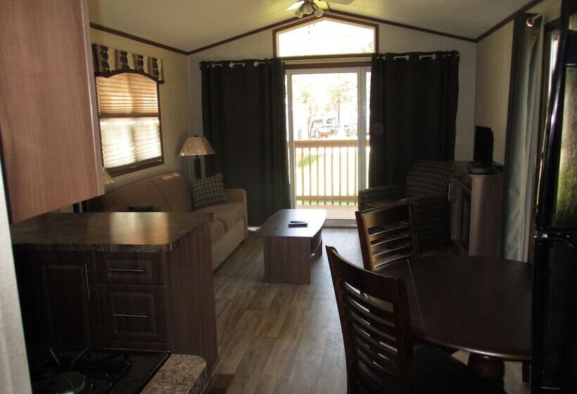 Pickerel Park Rv Resort