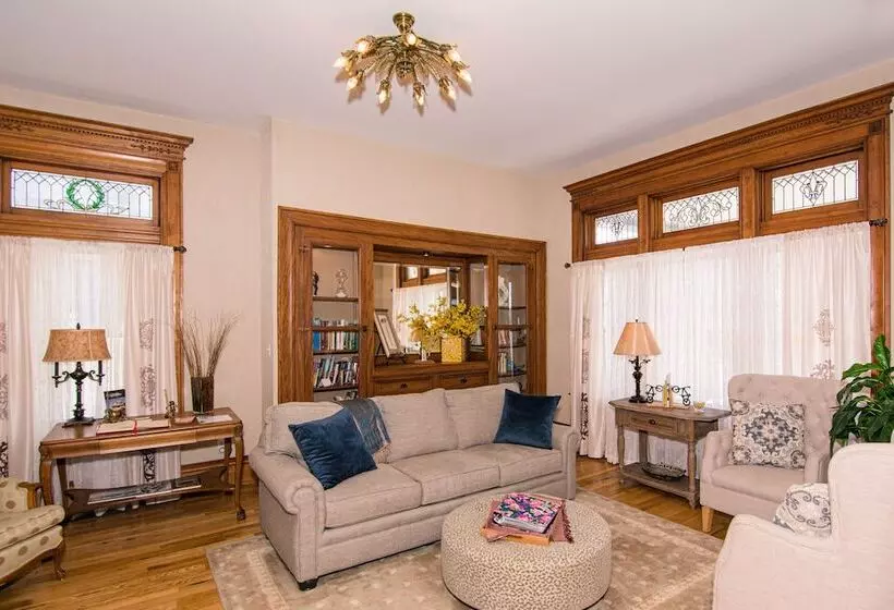 The Levi Deal Mansion Bed & Breakfast