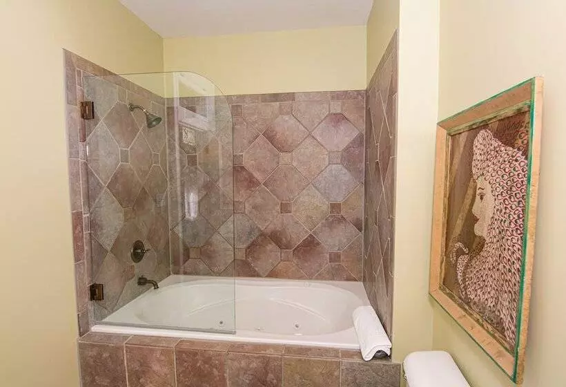 The Levi Deal Mansion Bed & Breakfast