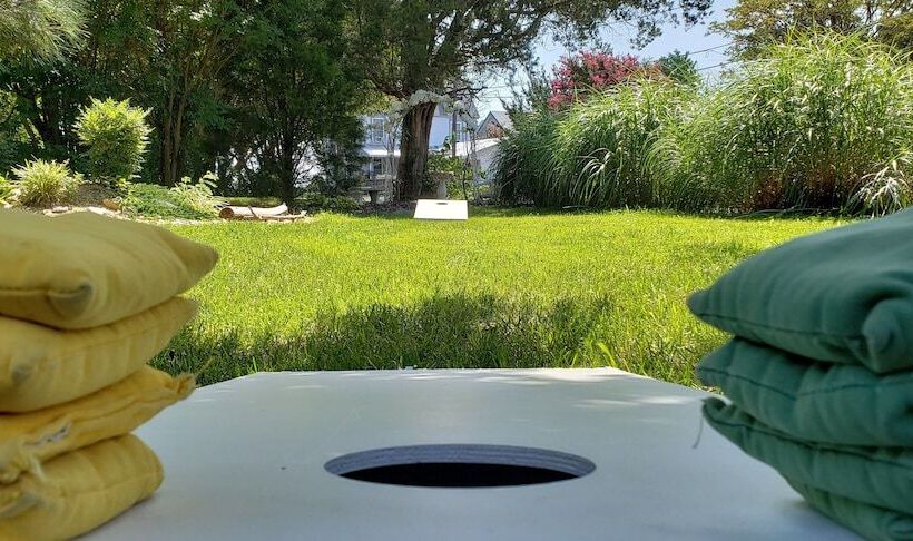 Colonial Beach Plaza Bed & Breakfast