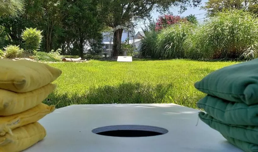 Colonial Beach Plaza Bed & Breakfast