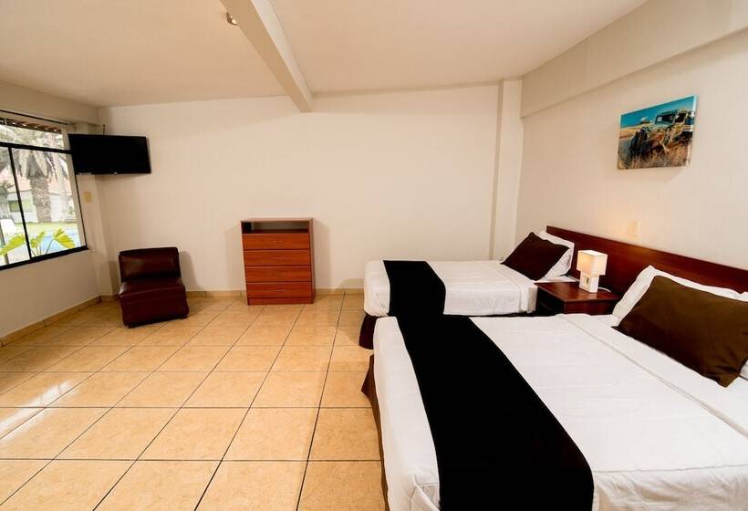 Отель El Angolo Chosica