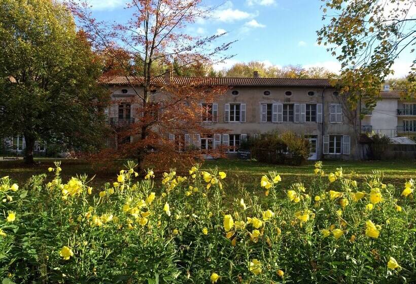 Отель Lodge Hôtel Domaine De Sommedieue