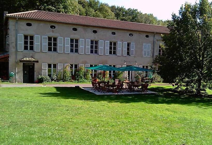 Отель Lodge Hôtel Domaine De Sommedieue