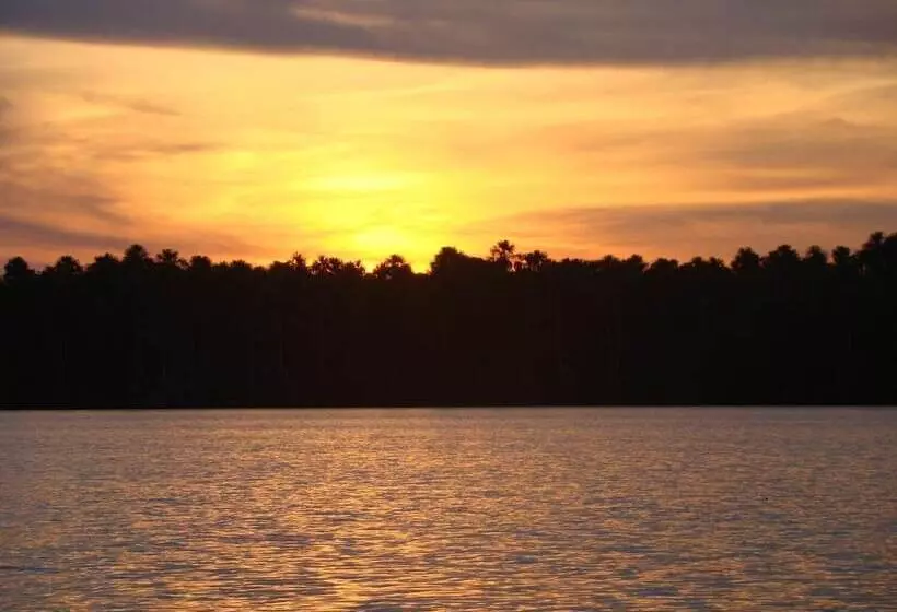 هتل Maloka Sandoval Lodge