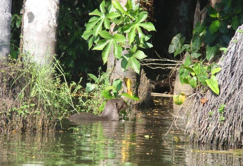בית מלון כפרי Maloka Sandoval Lodge