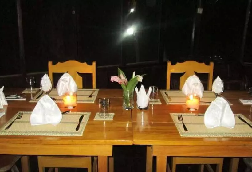 هتل Maloka Sandoval Lodge