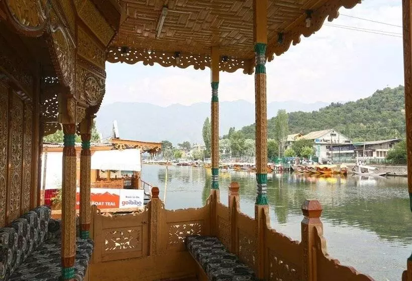 ホテル Manila Groups Of Houseboats
