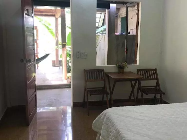 هتل Mini Mansion