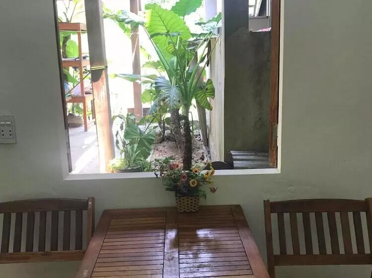 هتل Mini Mansion