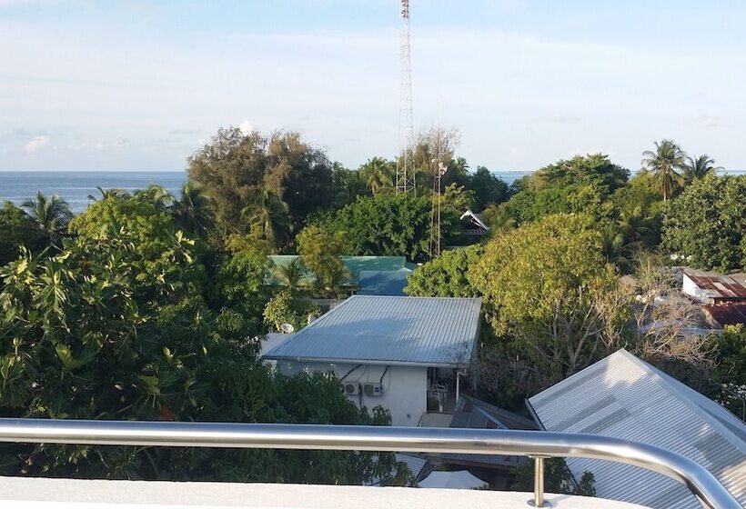 هتل Rasdhoo Sea View