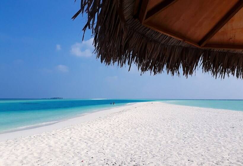 هتل Rasdhoo Sea View