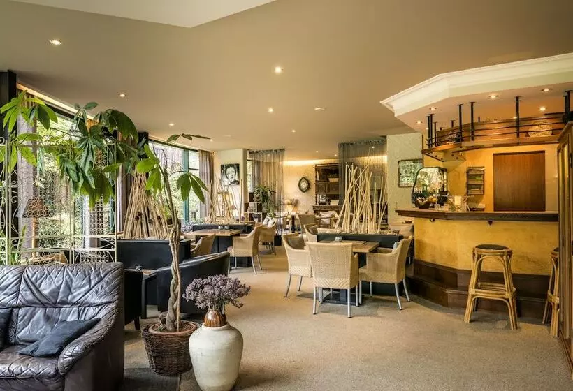 هتل Restaurant Le Cigalon