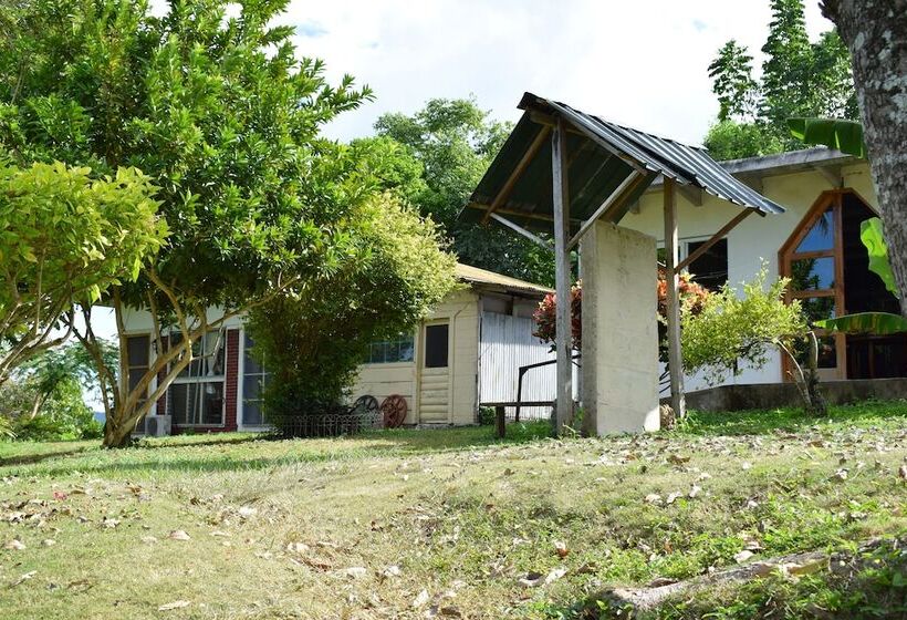 هتل Santa Bárbara Tikal