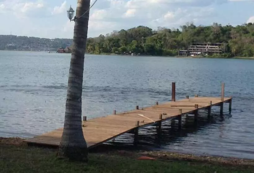 هتل Santa Bárbara Tikal