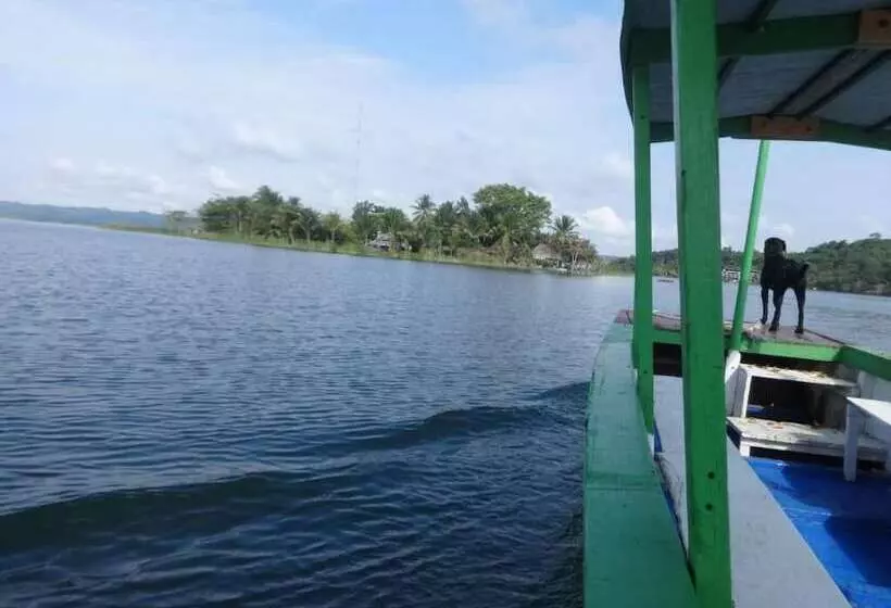 هتل Santa Bárbara Tikal