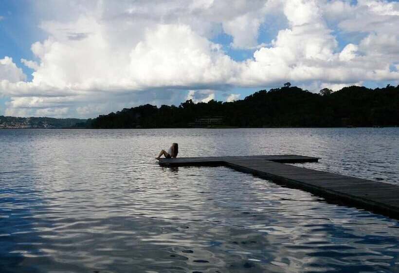 هتل Santa Bárbara Tikal