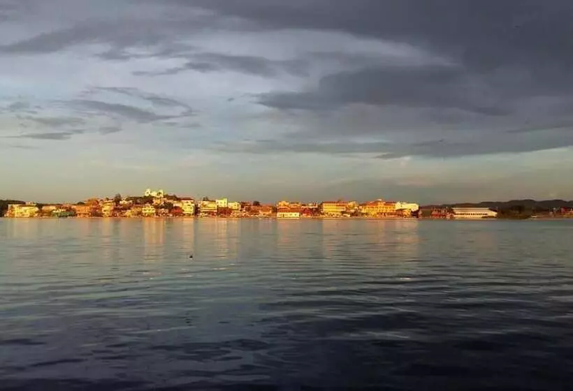 هتل Santa Bárbara Tikal