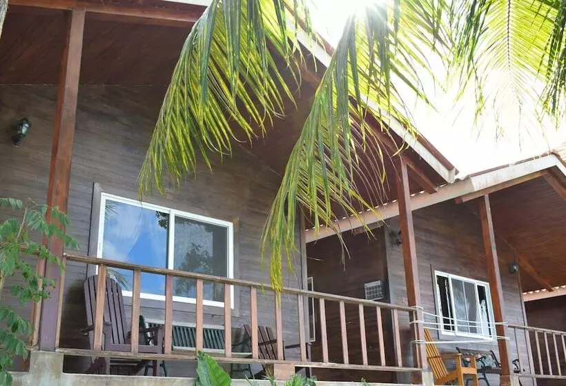 هتل Santa Bárbara Tikal