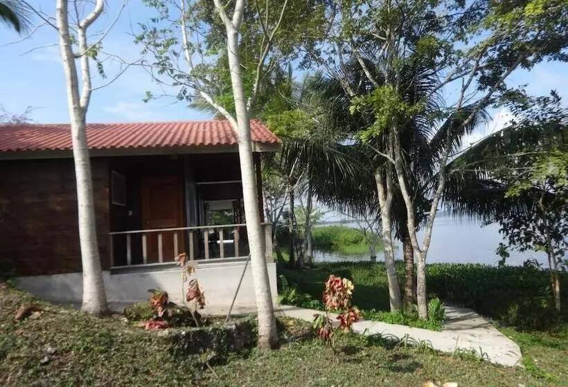 هتل Santa Bárbara Tikal