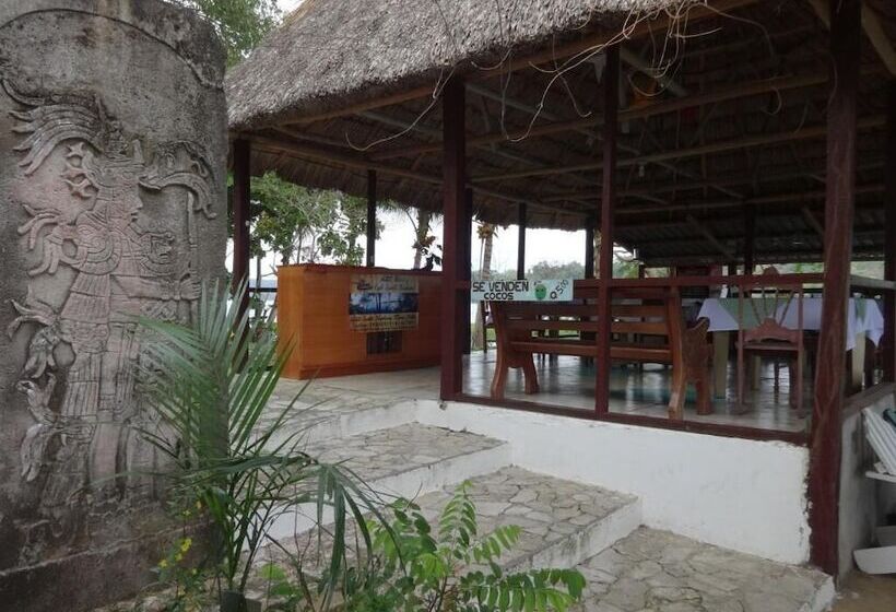 هتل Santa Bárbara Tikal