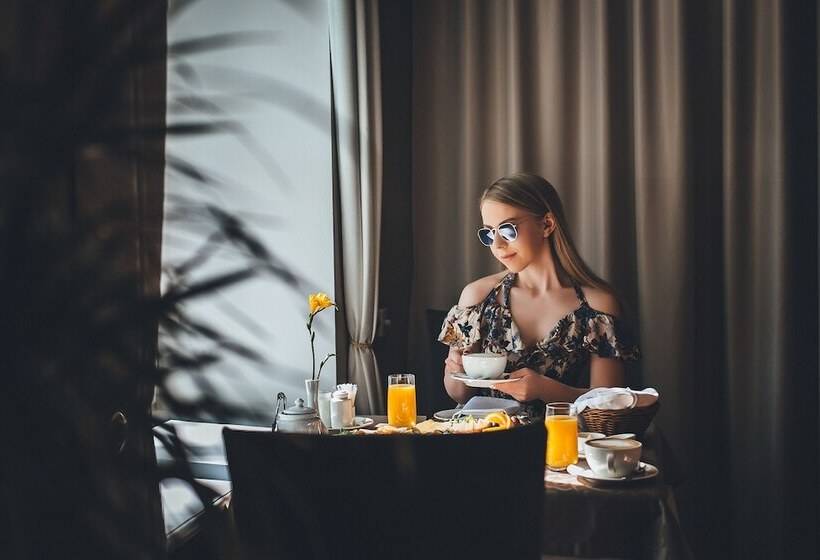 هتل Skrunda Manor