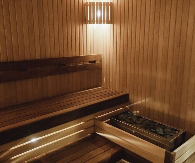 هتل Skrunda Manor