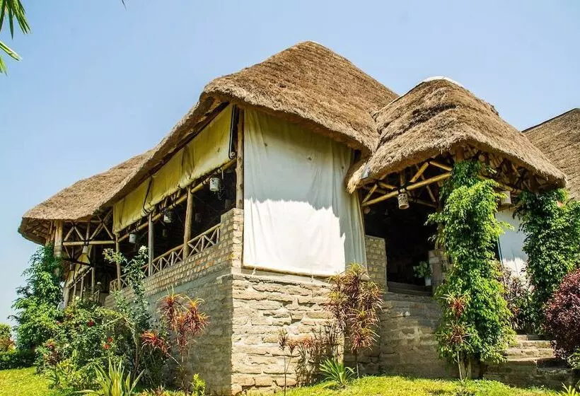 هتل The Baboon Safari Resort