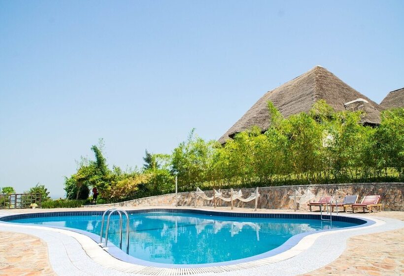 هتل The Baboon Safari Resort