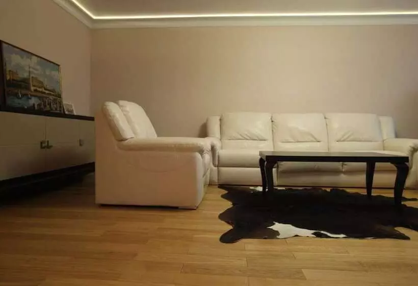 House On The Volga Zavidovo