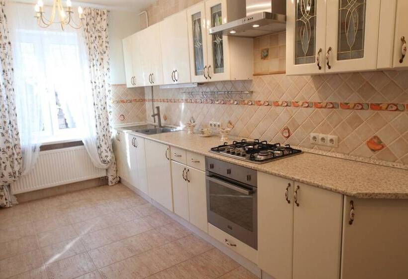 House On The Volga Zavidovo