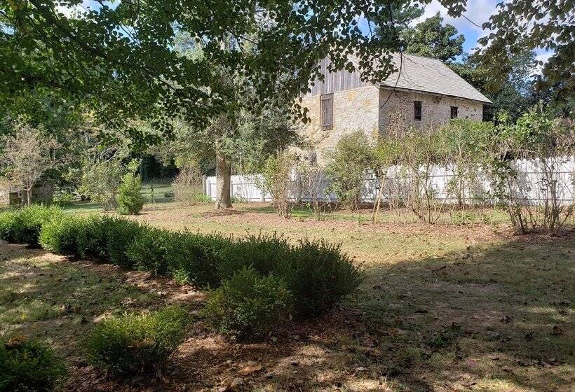 Miller Dunham House Bed & Breakfast