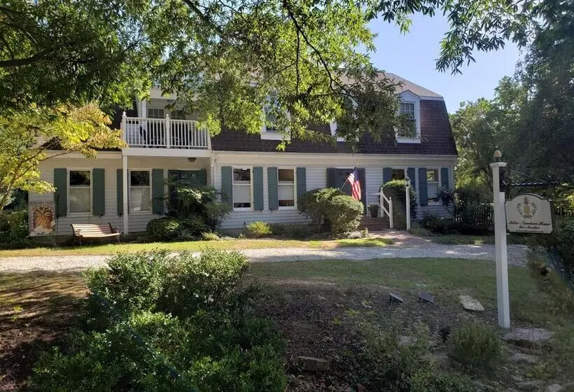 Miller Dunham House Bed & Breakfast