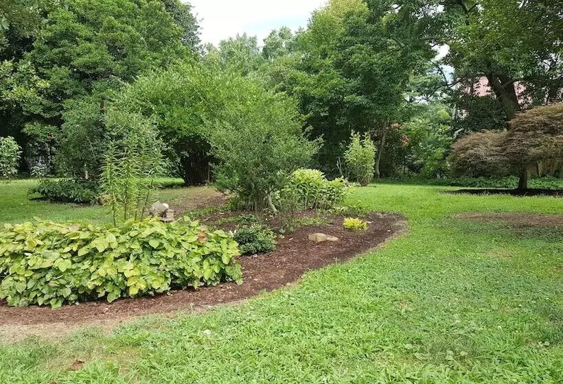 Miller Dunham House Bed & Breakfast