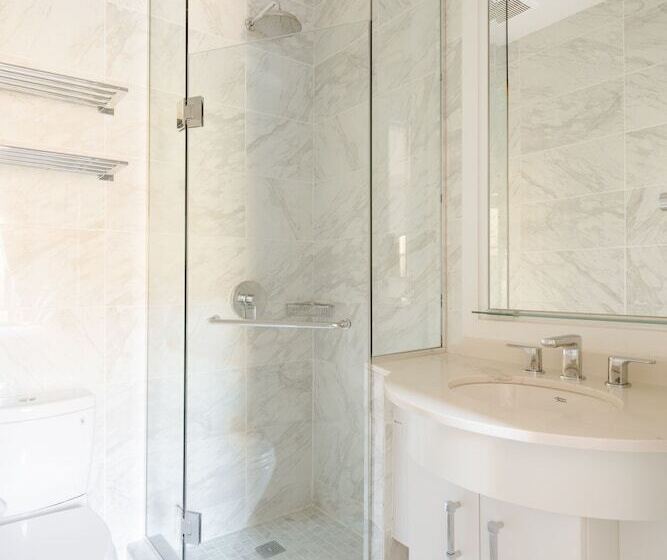 No. 284 Powered By Sonder