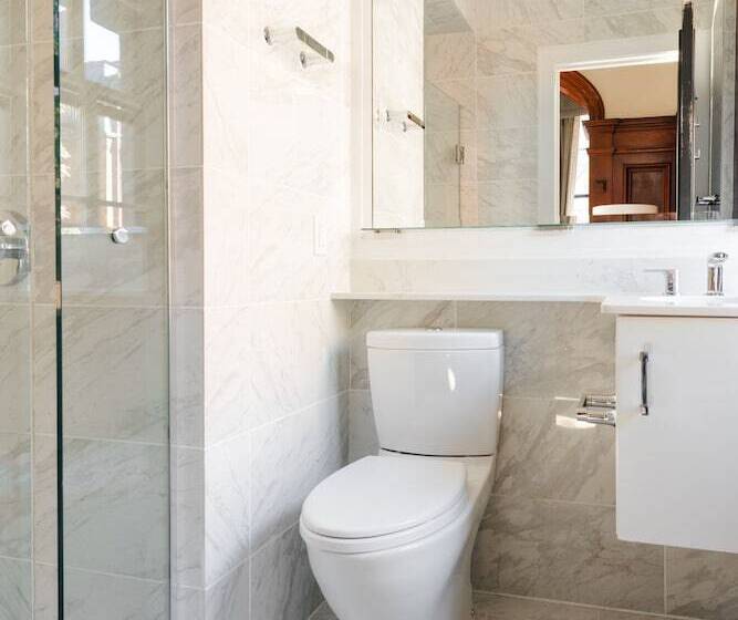 No. 284 Powered By Sonder