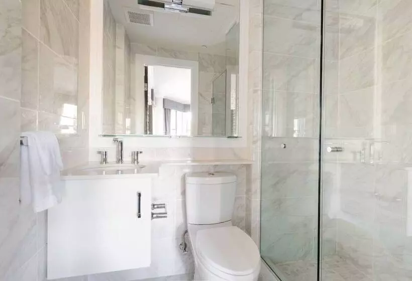 No. 284 Powered By Sonder