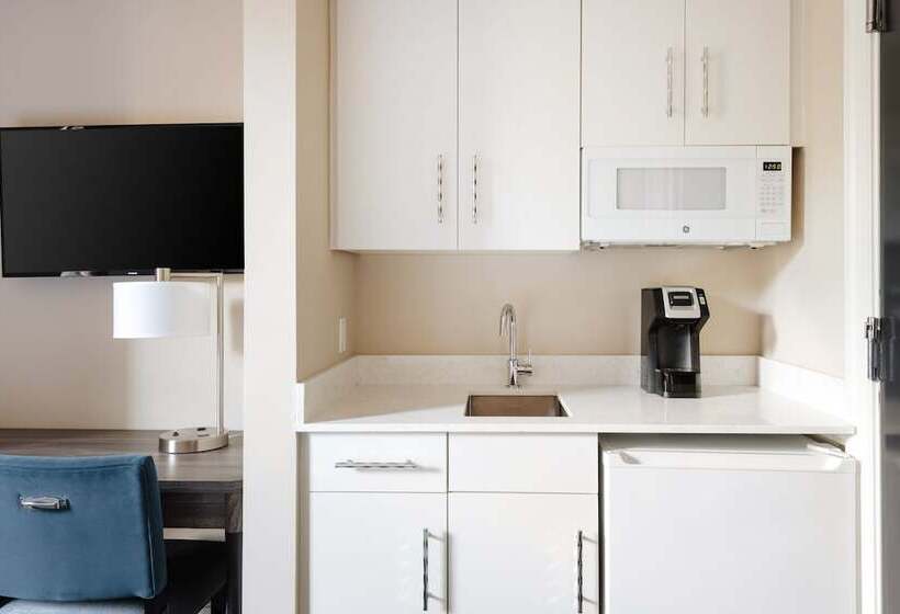 No. 284 Powered By Sonder