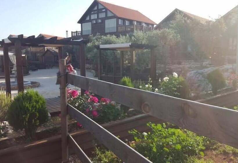 Olive Gardens Resort