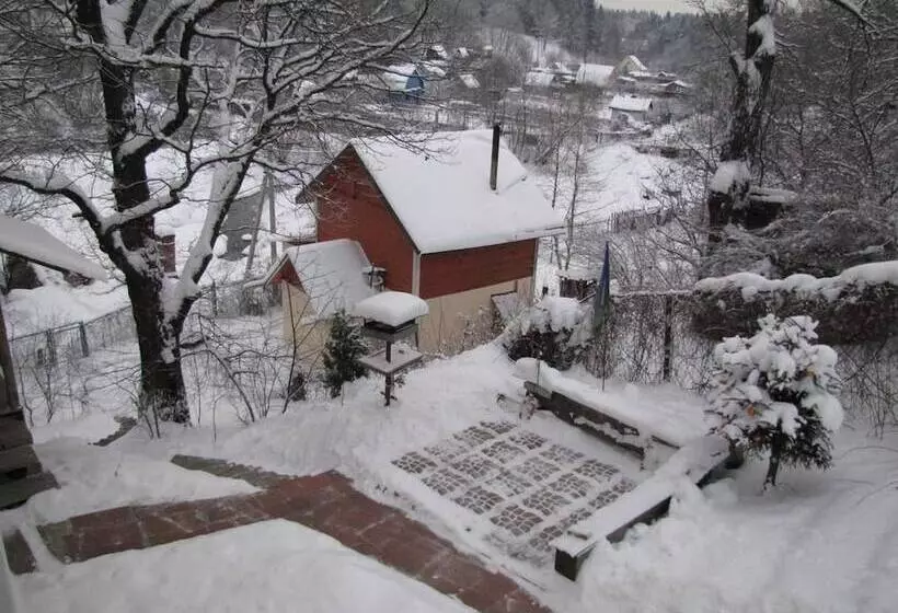 Majatalo Country House Dom Solntsa