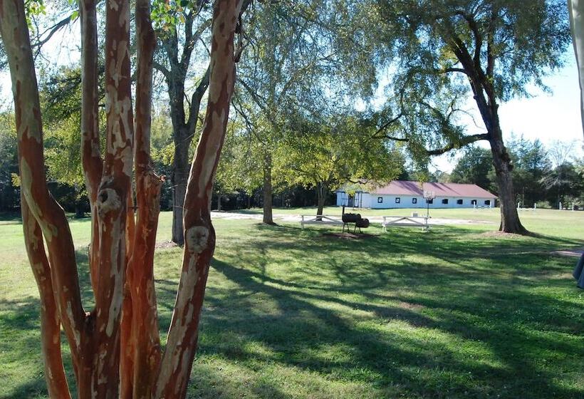 The Colonels B&b And Inn