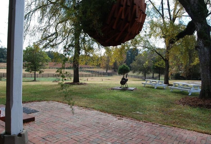 The Colonels B&b And Inn