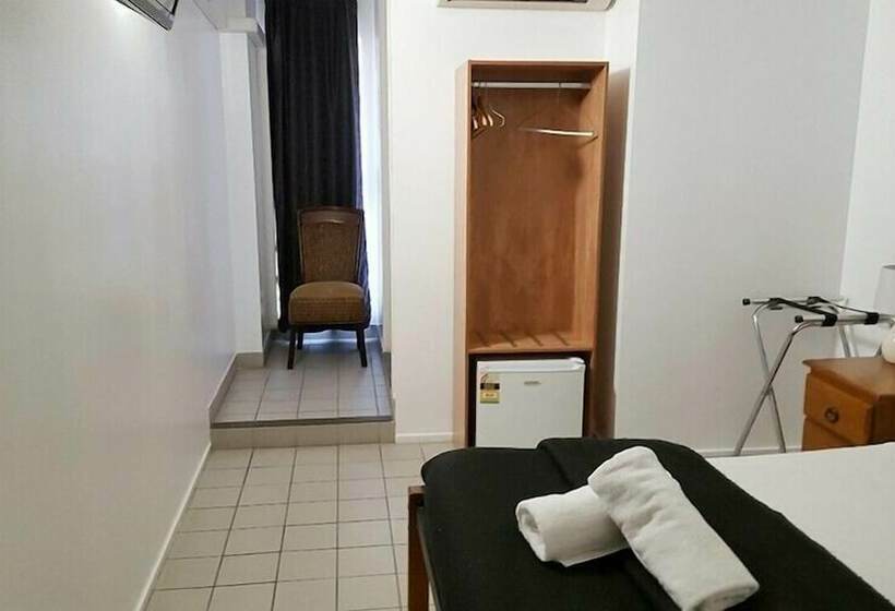 فندق صغير Beach Plaza Accommodation