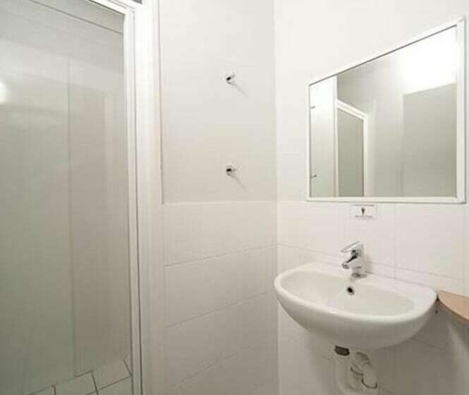 فندق صغير Beach Plaza Accommodation