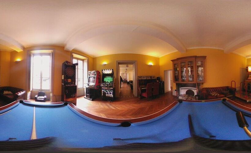 مبيت وإفطار Château De Seurre