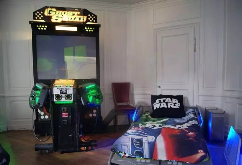 Aamiaismajoitus (B&B) Château De Seurre