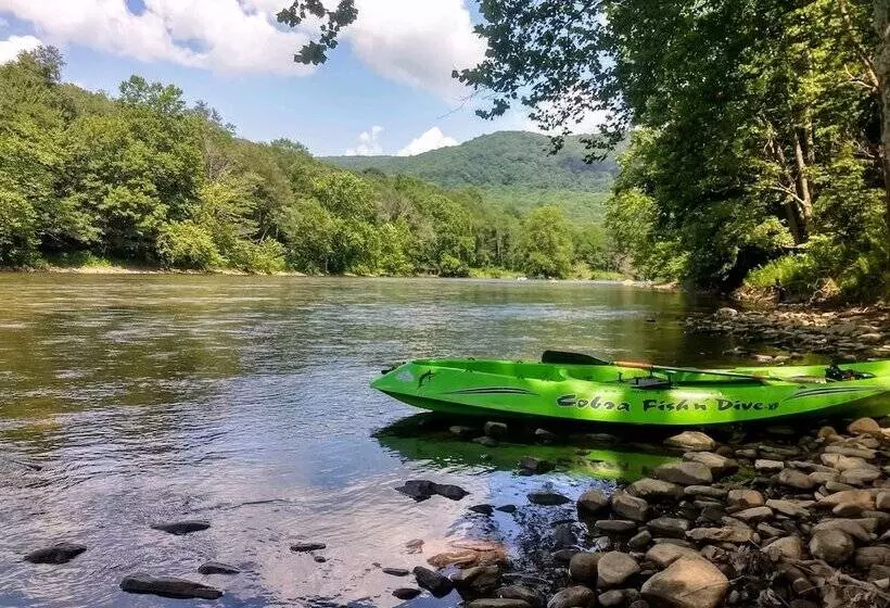 Aamiaismajoitus (B&B) Paddler S Lane Retreat